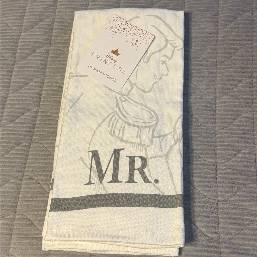 NWT Disney Princess Kitchen Towels